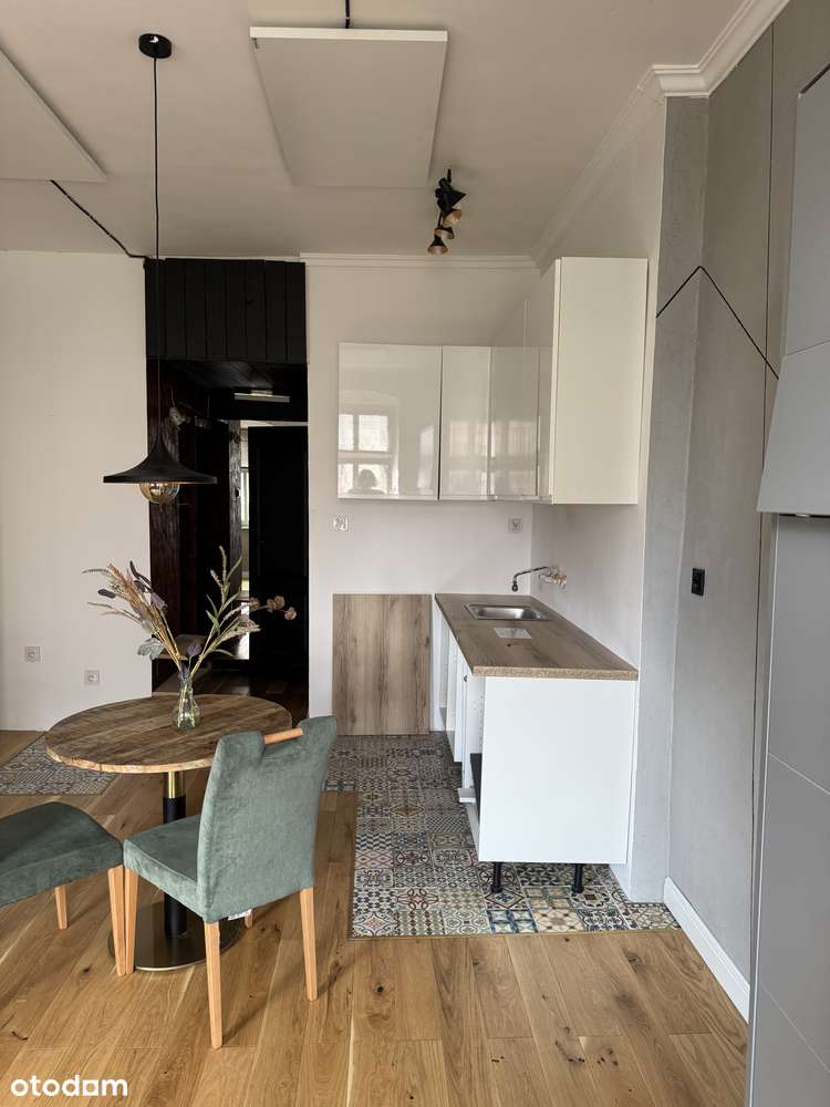 Super kawalerka w centrum miasta.-7