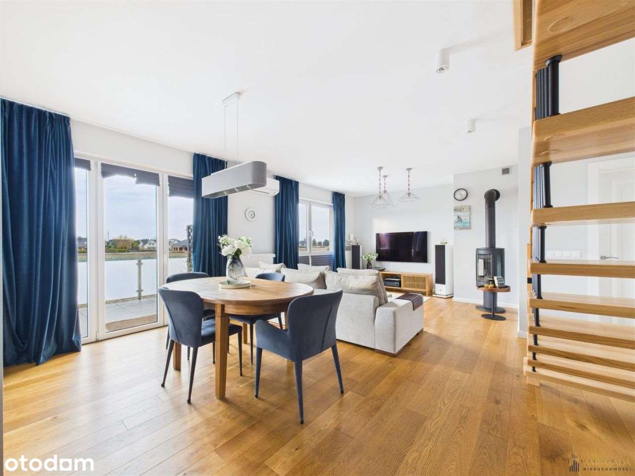 ***2-Stanowiskowy Garaż***Ogródek 148M2***-1