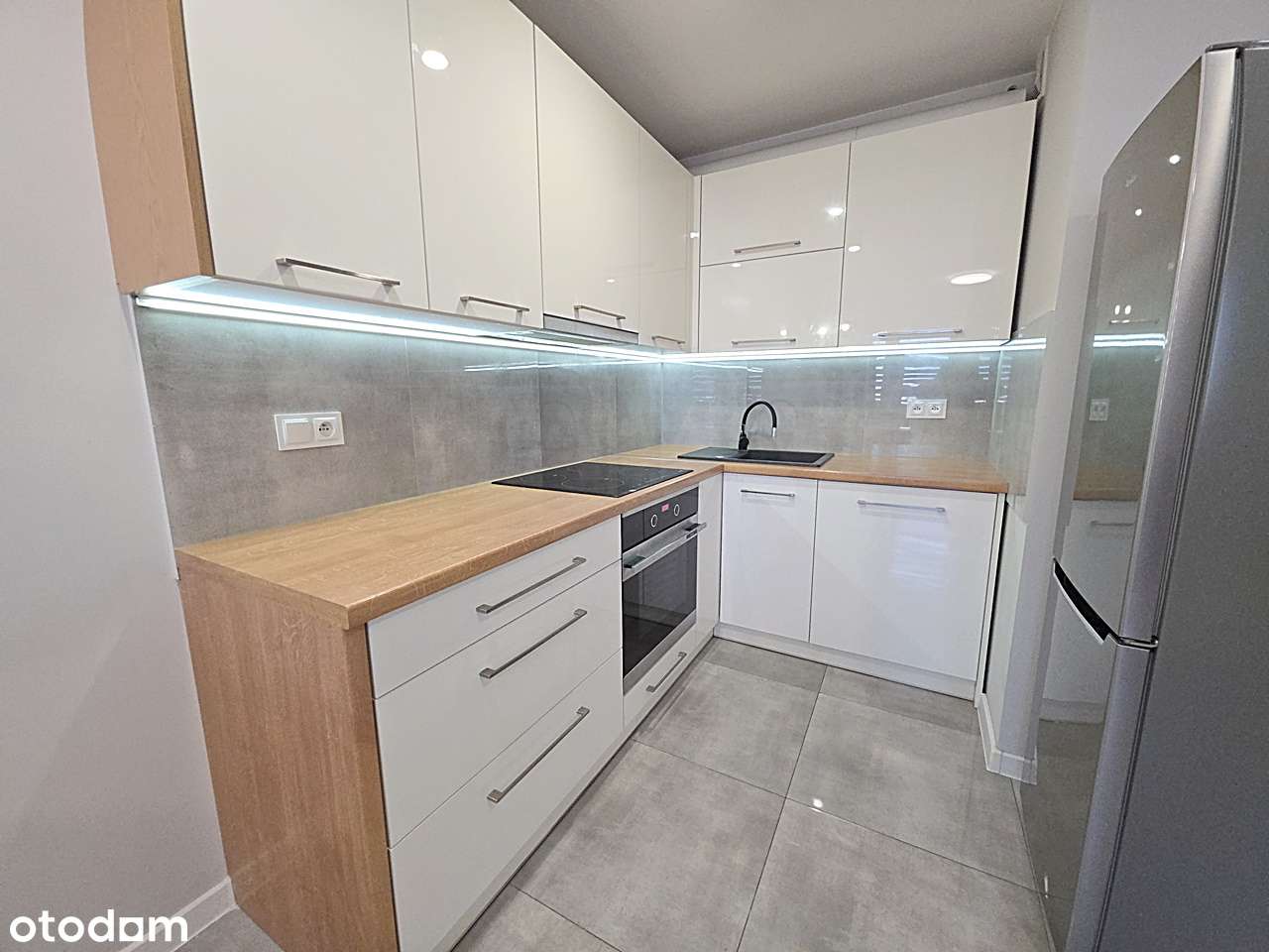 2 pokoje | KSM | Kielce - Pełny obrazek: 2/8