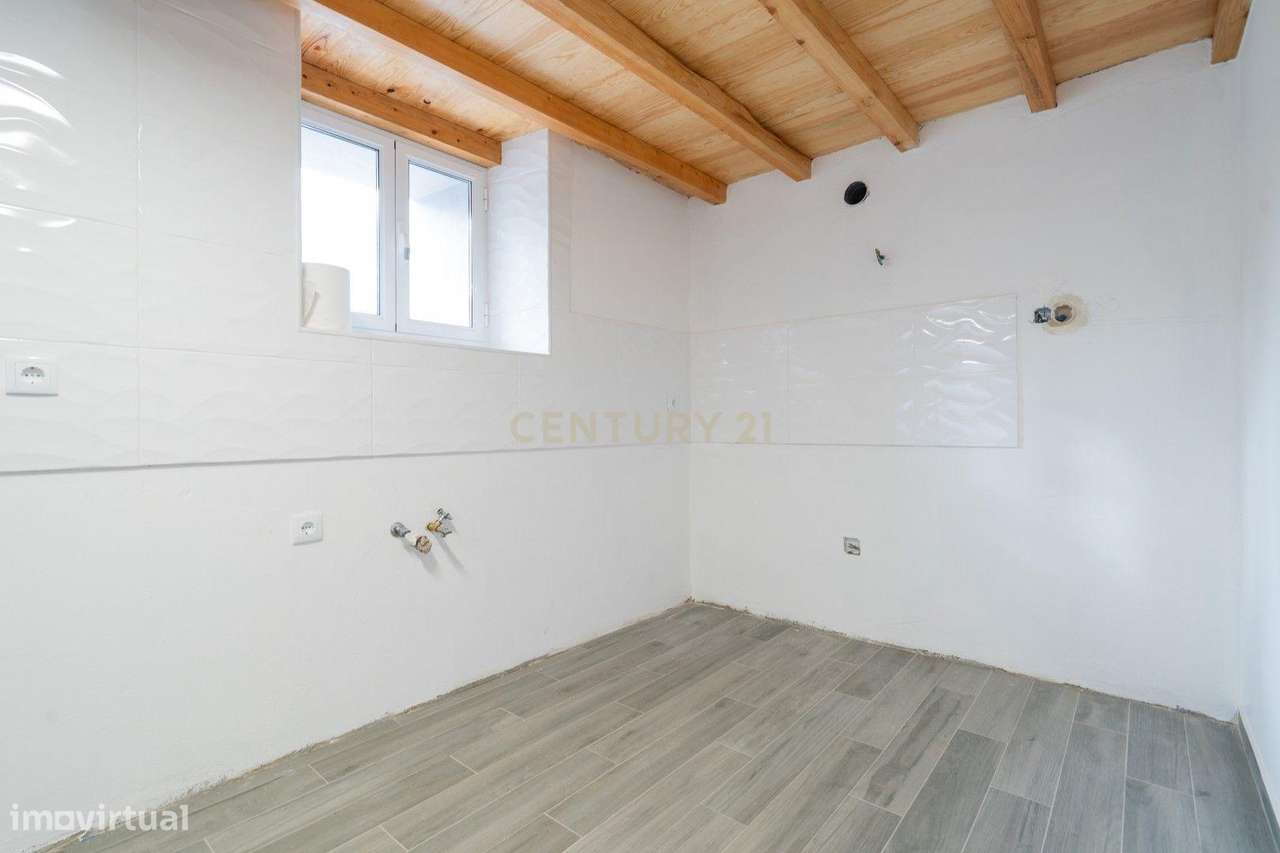 Moradia T2 + 1, Serpins, Lousã - Grande imagem: 4/37