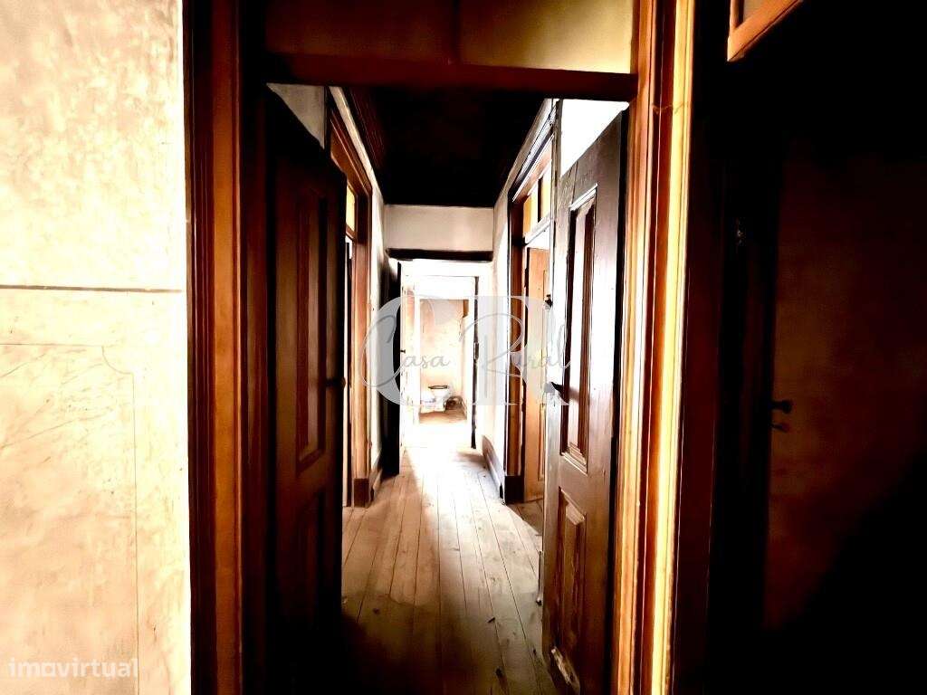 Moradia para recuperar no centro da vila de Figueiró dos Vinhos-19