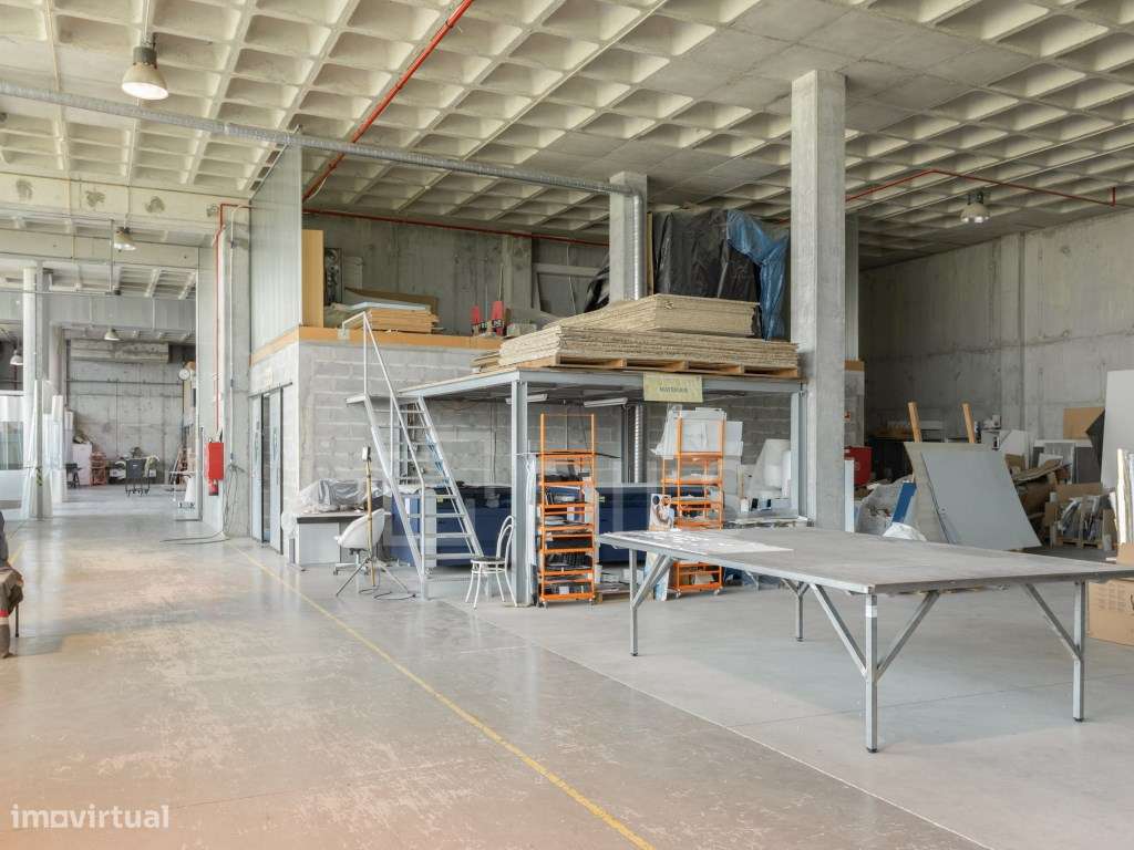 Armazém para venda no FactoryHub em Covais, Penacova-24
