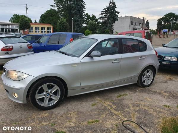 BMW Seria 1 116i - 3