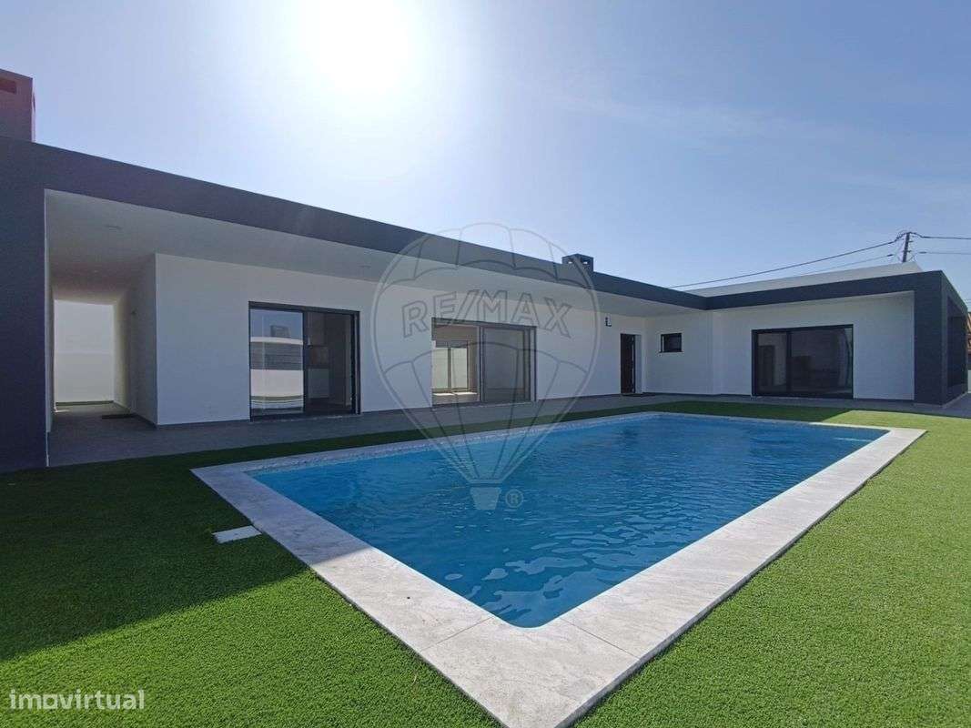 Moradia T4 para venda - Grande imagem: 2/43