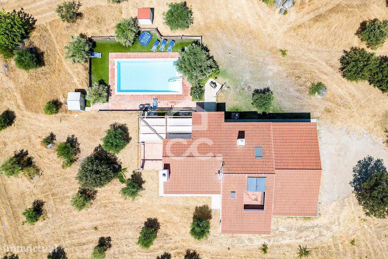 Quinta de 1,29 ha c/ Moradia T4 e Piscina | Reguengos de Monsaraz, Évo-5