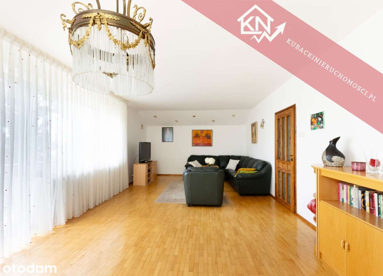 Przestronny dom w ponadczasowym stylu lub 2 oddzielne mieszkania-5