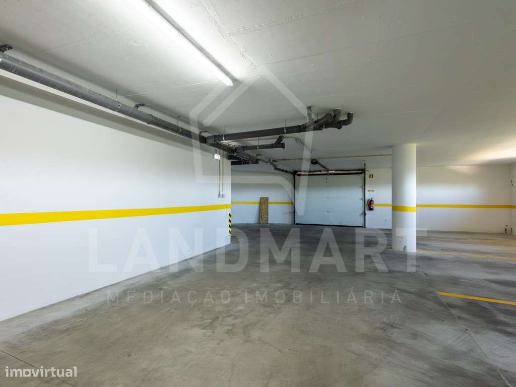 Apartamento T3 Duplex, Centro de Turquel-26