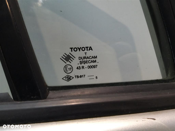 Drzwi prawe przód Toyota Corolla Verso II LAK. 1C0 - 2