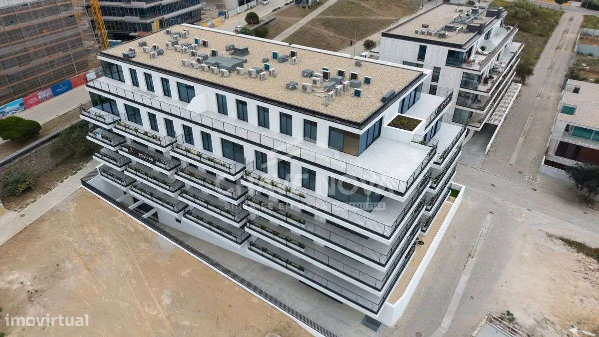 Apartamento T2 Novo c/ Vistas Mar em Canidelo (Seca do Bacalhau)-0