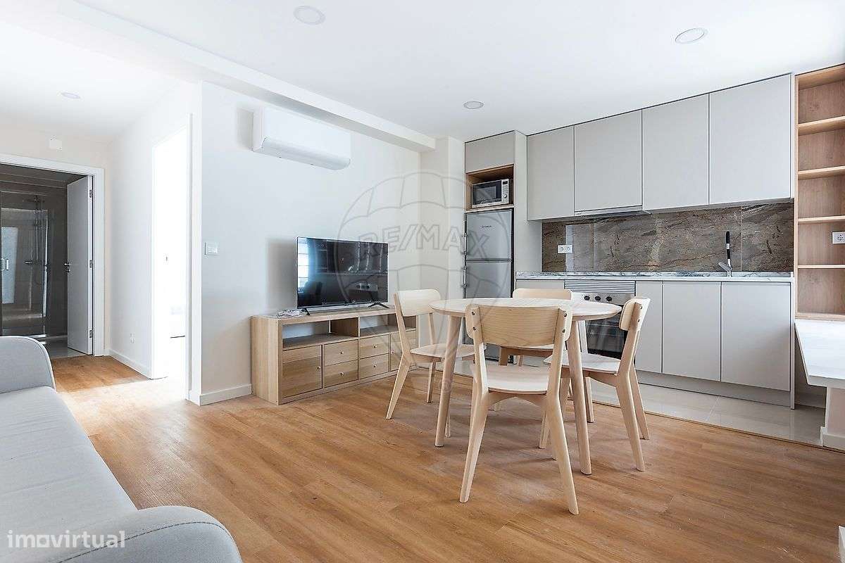 Apartamento T1 para arrendamento - Grande imagem: 2/17