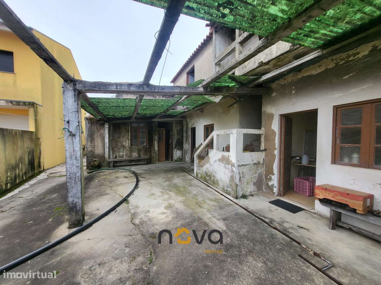 MORADIA T4 PARA RESTAURO EM AGUÇADOURA - Grande imagem: 5/22