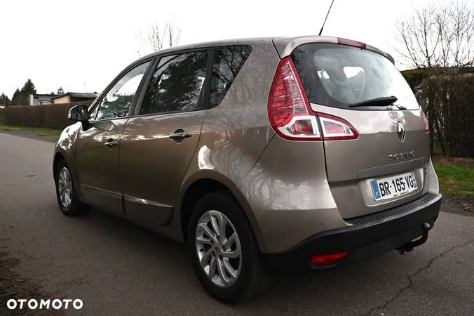 Renault Scenic - 15