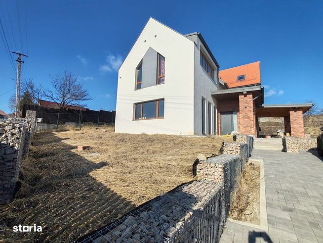 Casă individuală la 20 km de Cluj-Napoca în localitatea Rediu-3