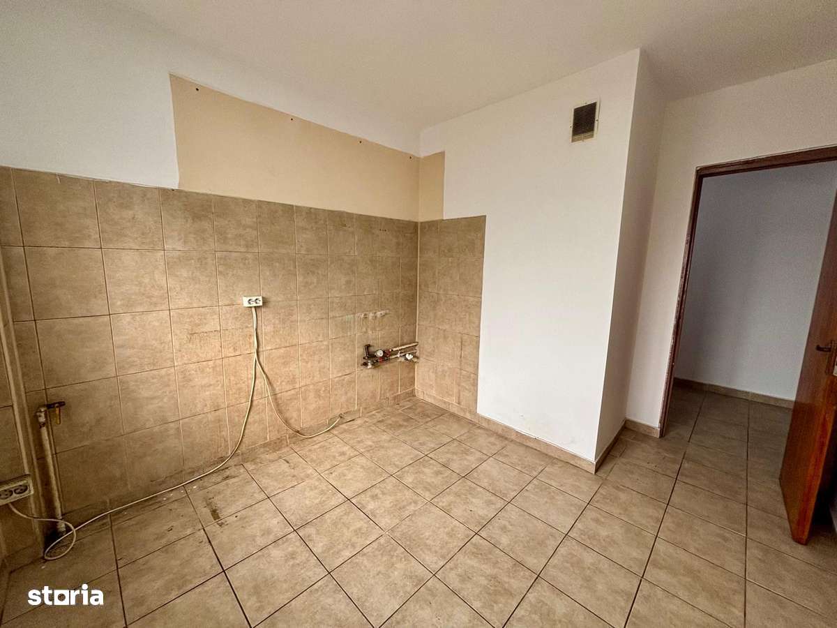 Apartament de vanzare 3 camere, Diham, B.Chisinau, Cernauti, Basarabia-11