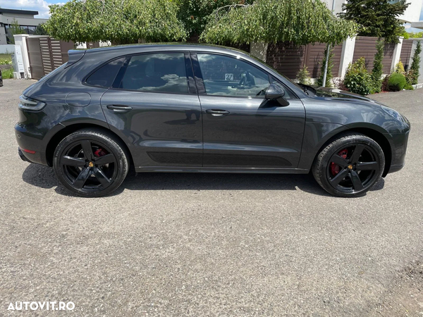 Porsche Macan S - 2