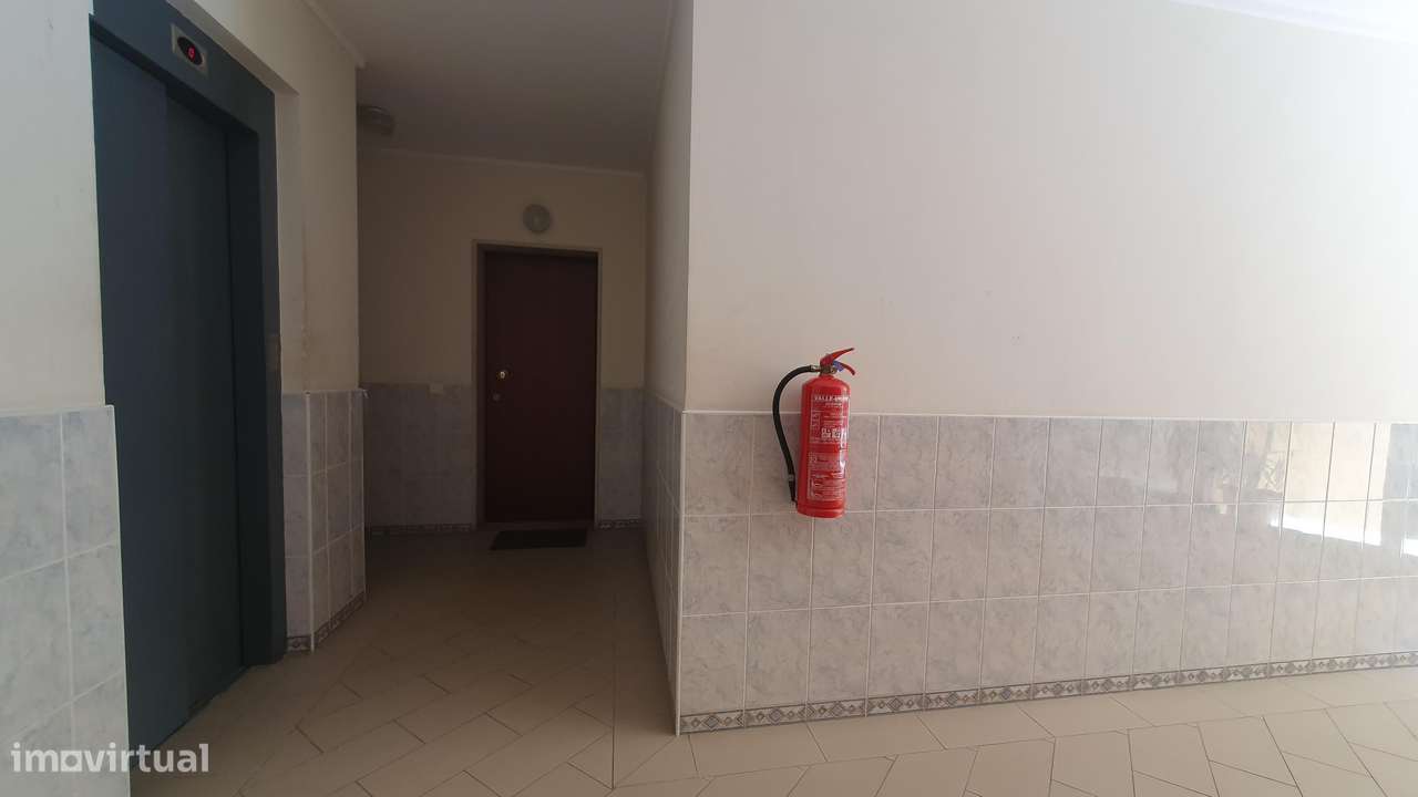 Apartamento T2 no Lavradio - Grande imagem: 4/24