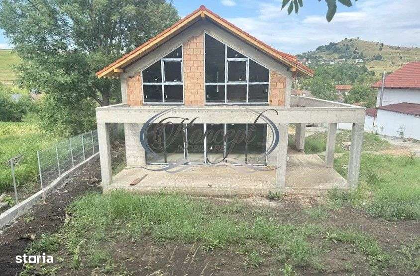 Casa individuala in Salicea - Imagine principală: 5/6