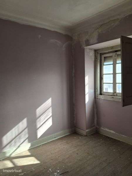 Alugo T3 ao lado de Transportes - Grande imagem: 5/5