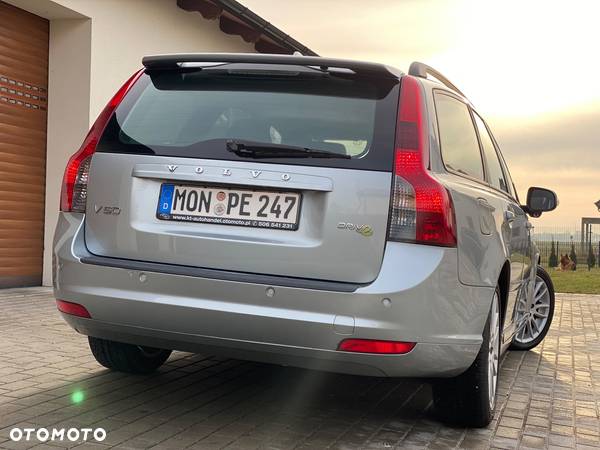 Volvo V50 1.6D DRIVe Momentum - 32