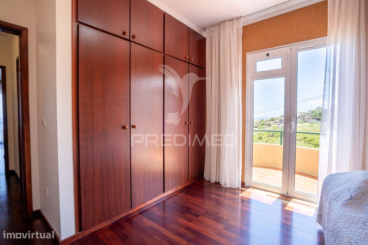APARTAMENTO T2 + Sótão, No CANIÇO BAIXO-9