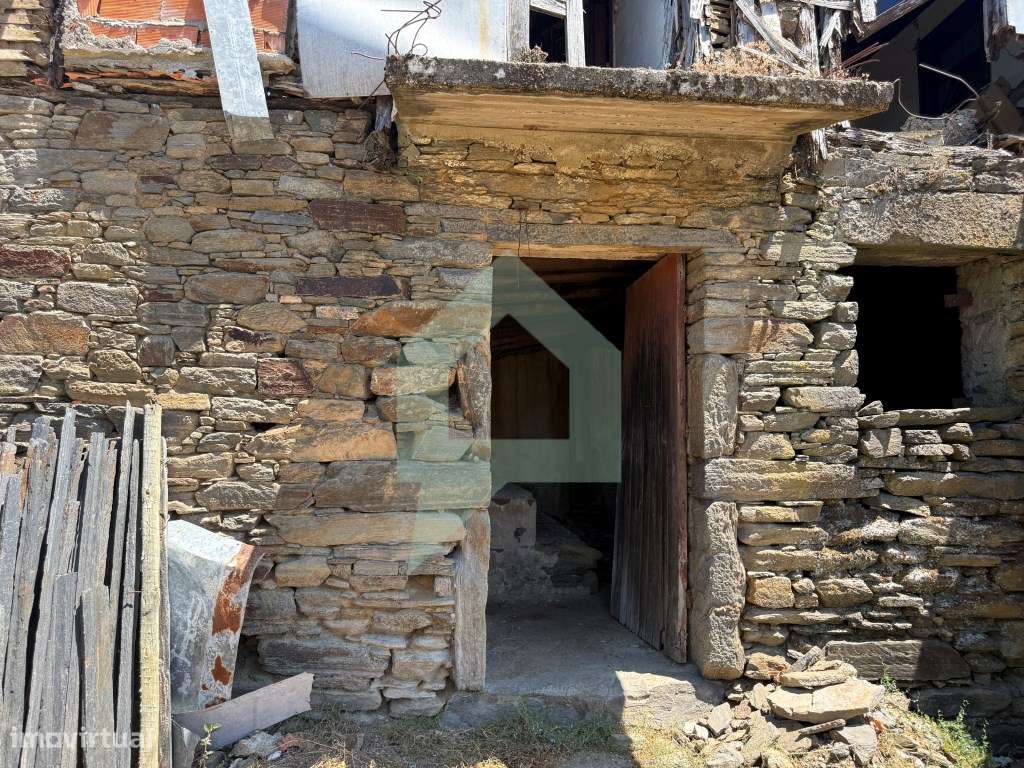 Casa de campo com projeto aprovado em Cidadelhe, Mesão Frio-8
