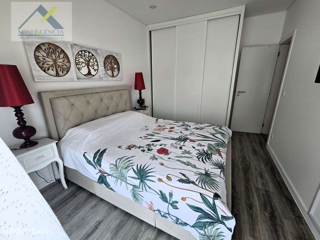 Apartamento T2 Duplex remodelado no Lavradio-22
