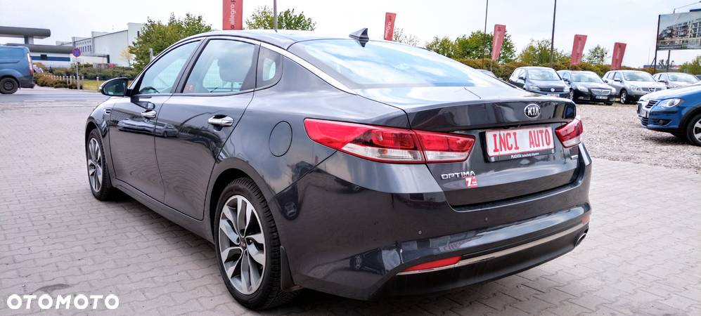 Kia Optima 1.7 CRDI M - 6