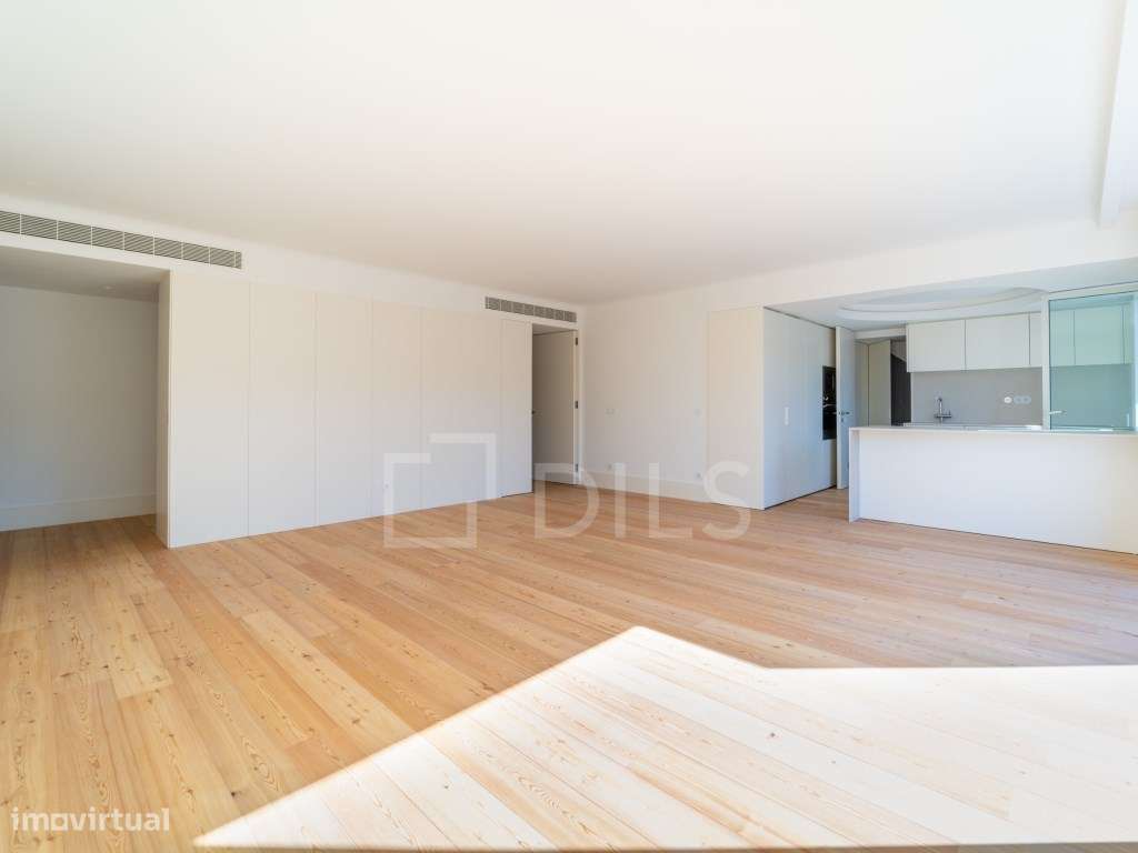 Apartamento T3 com varanda inserido em novo condomínio na Baixa do ... - Grande imagem: 5/88