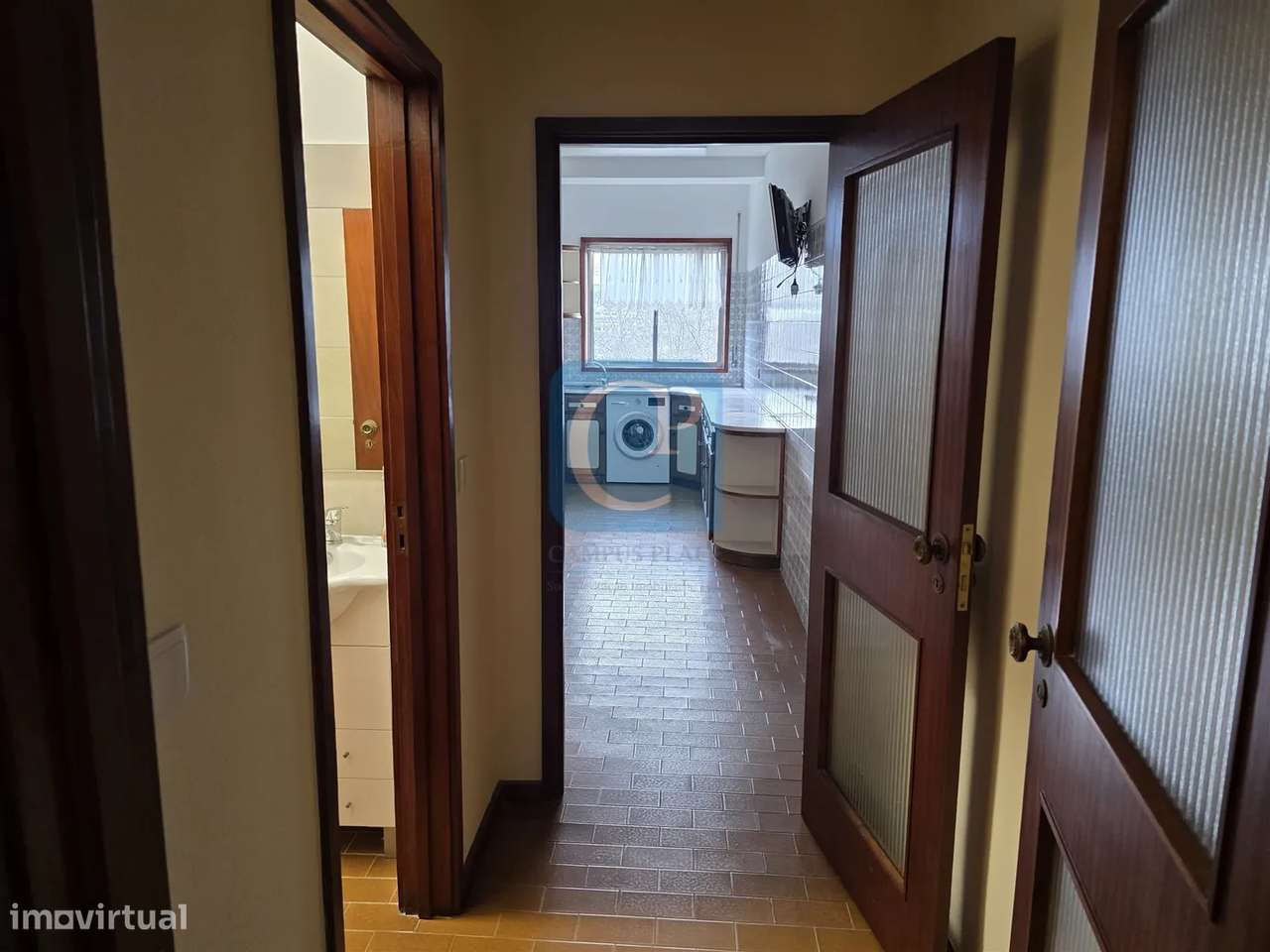 Apartamento T3+1 com lugar de garagem no centro de Matosinhos - Grande imagem: 3/34