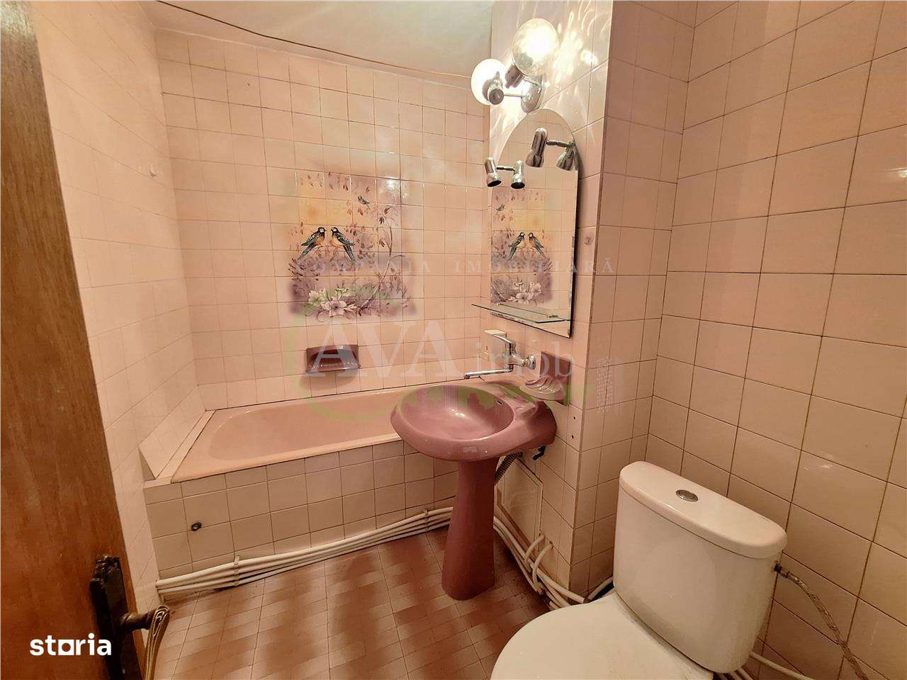 Apartament 3 camere decomandat Bistrita Lac-Bacau etaj 3| 2 bai - Imagine principală: 5/12