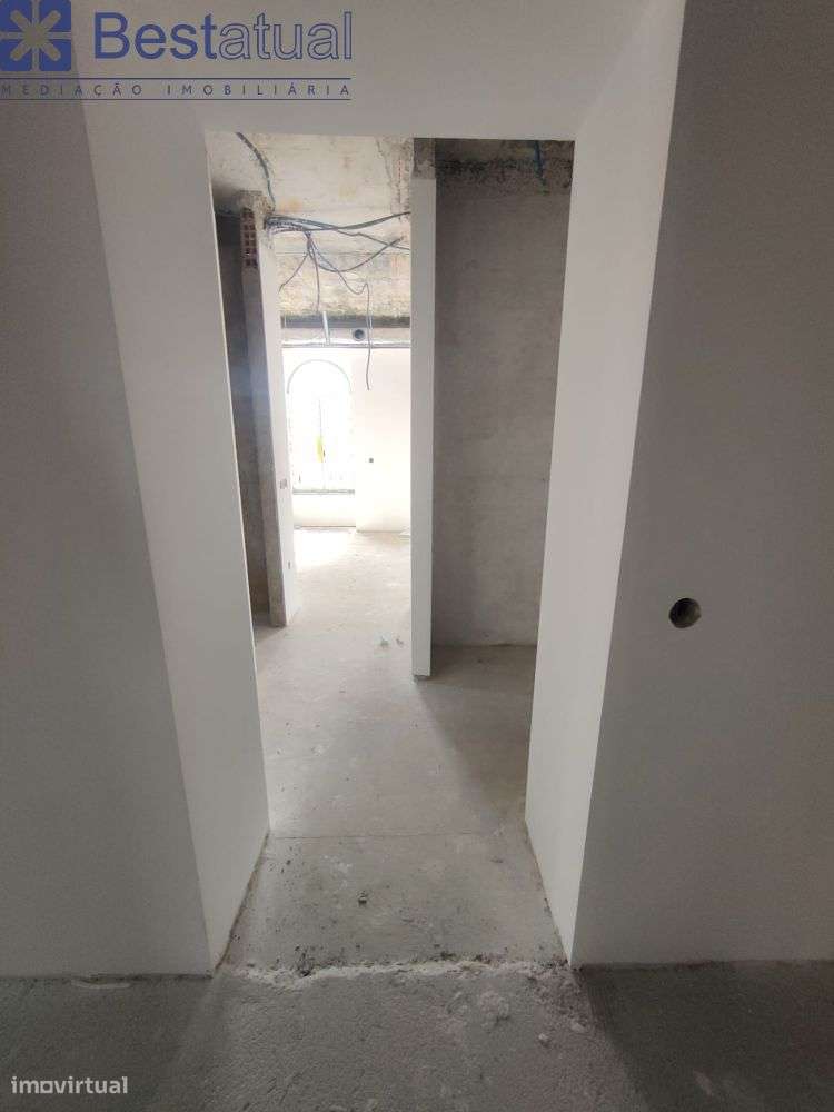 Moradias Bifamiliar - Acab. de Qualidade - Avidos-36