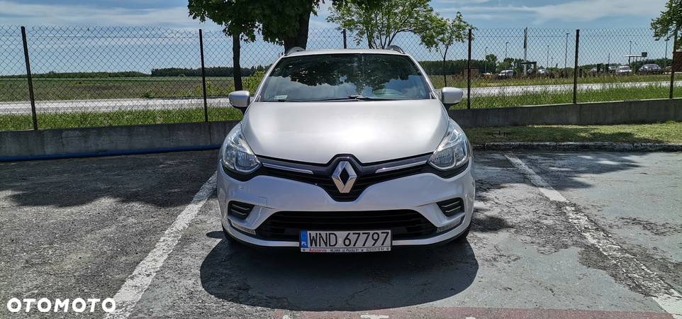 Renault Clio 1.2 16V Alize - 8