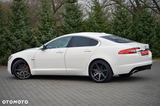 Jaguar XF - 33