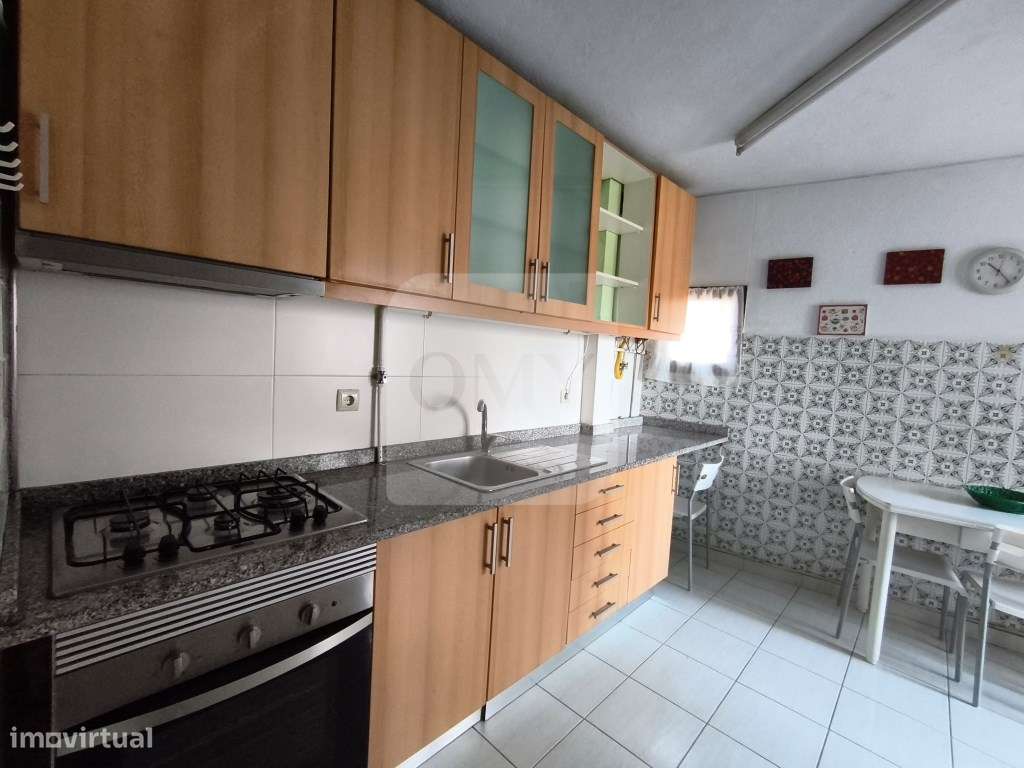 T2 Junto à Escola S. Pedro em Vila Real - Grande imagem: 2/14