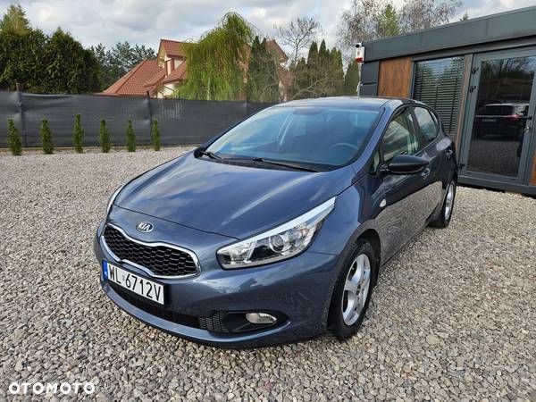 Kia Ceed 1.4 CVVT Attract plus - 2