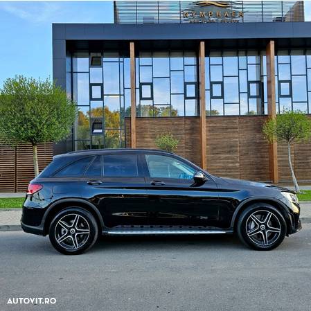 Mercedes-Benz GLC 220 d 4Matic 9G-TRONIC AMG Line - 4