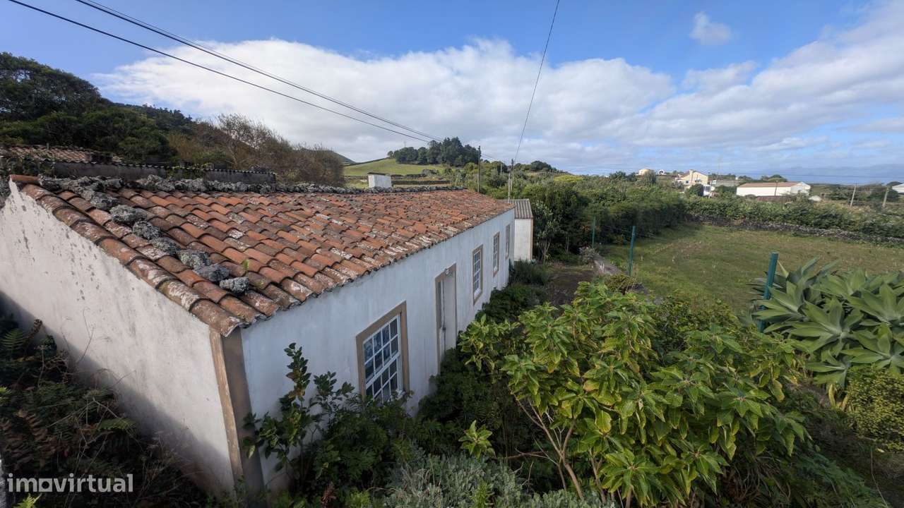 Excelente Oportunidade - 3 Casas e grande Terreno- Ponta da Ilha - Grande imagem: 5/34