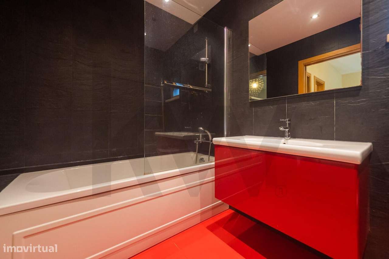 Moradia T4+1 em Agualva-Cacém – Conforto, Qualidade e Vista Desafogada-42