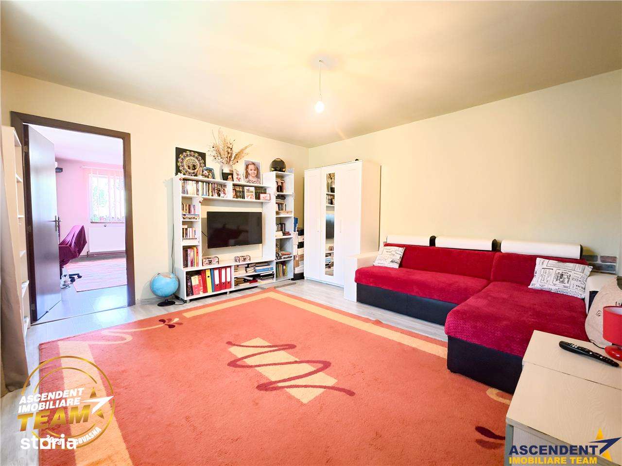 Casa luminoasa de 107 mp, 1.000mp teren, 250 m de izvorul cu apa miner - Imagine principală: 5/17