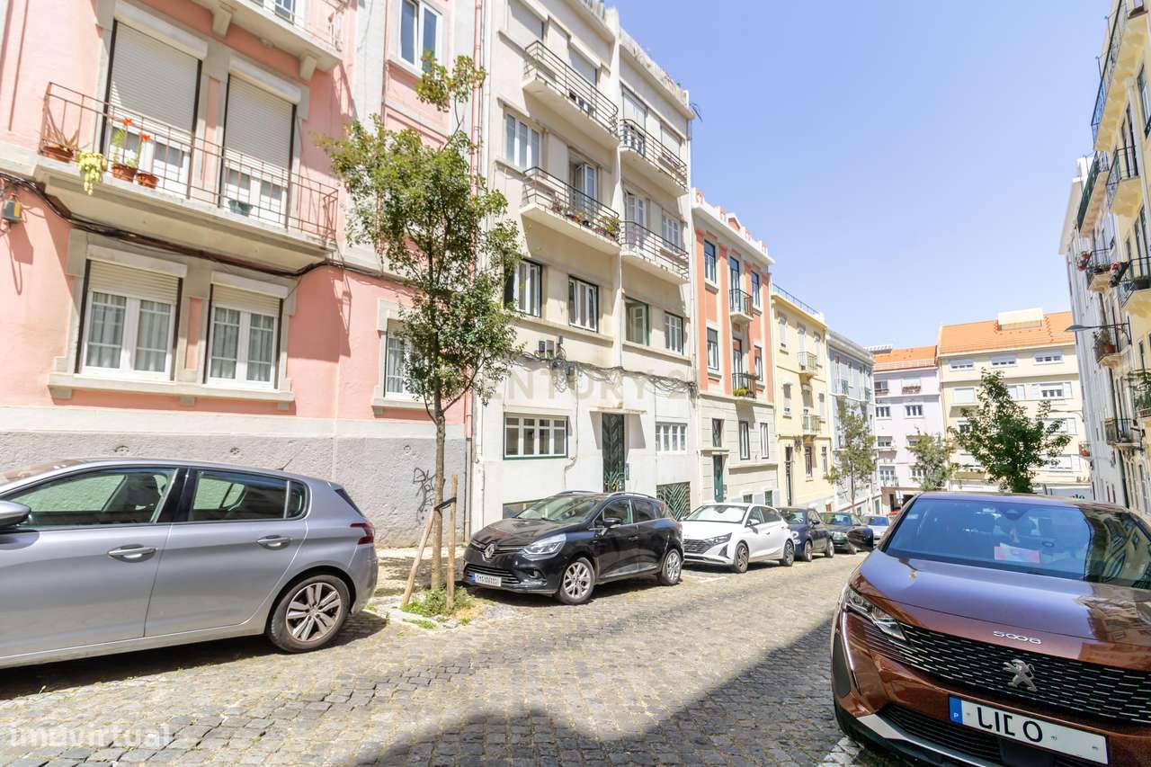 T2 Remodelado com Charme e Vibe Cosmopolita em Sapadores / Graça-20