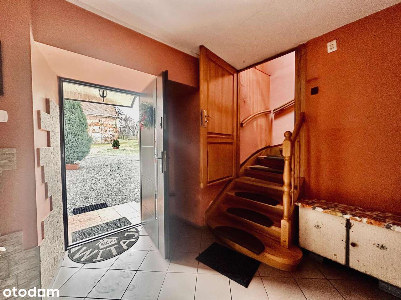 Mieszkanie dwupokojowe blisko Sobótki osobna kuchnia, ogródek, garaż-16