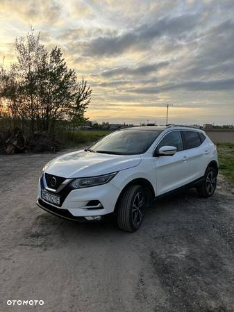 Nissan Qashqai 1.3 DIG-T N-Connecta EU6d - 1