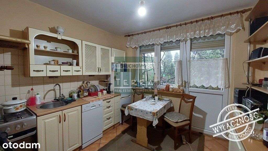 Zielony dom tonący w zieleni-8