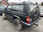 Jeep Cherokee - 2