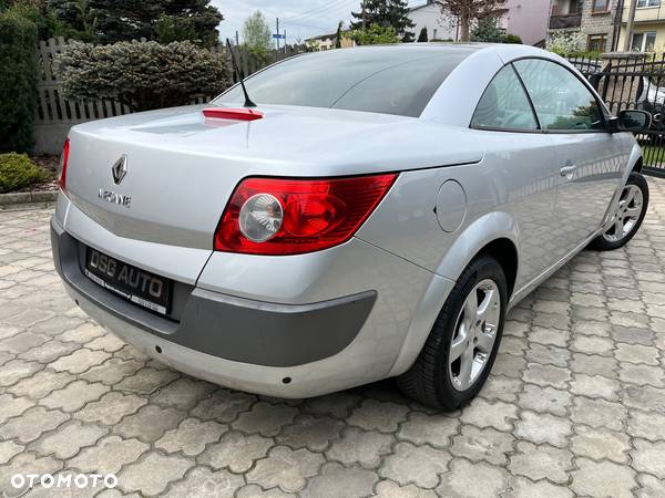 Renault Megane CC 1.6 Confort Authentique - 4