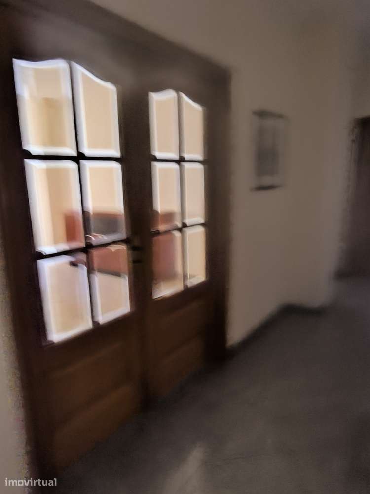 Apartamento T2 com 2 casas de banho e ar condicionado - Grande imagem: 3/26