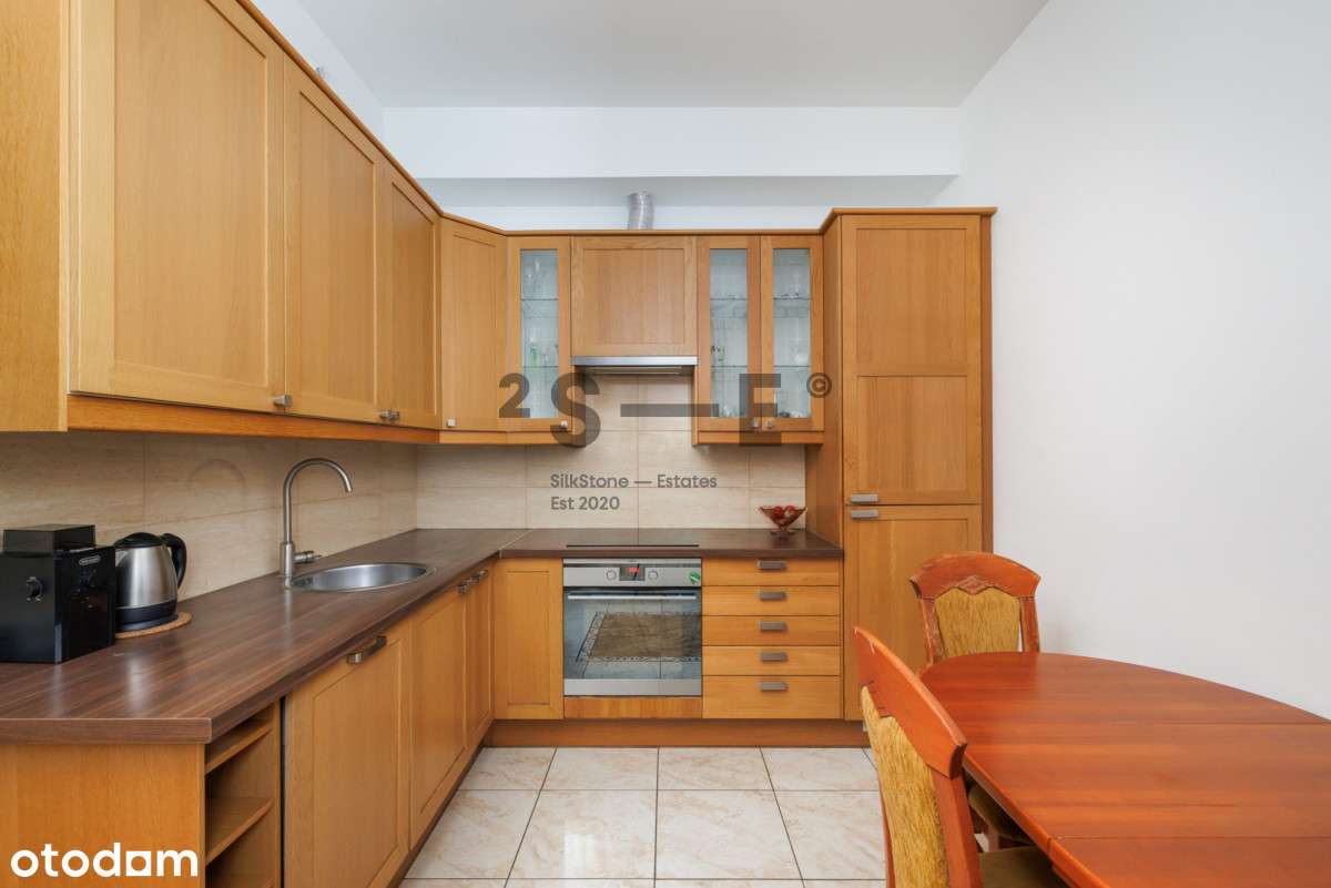 Wysokie na 3 metry 2 pokoje na ostatnim piętrze-7