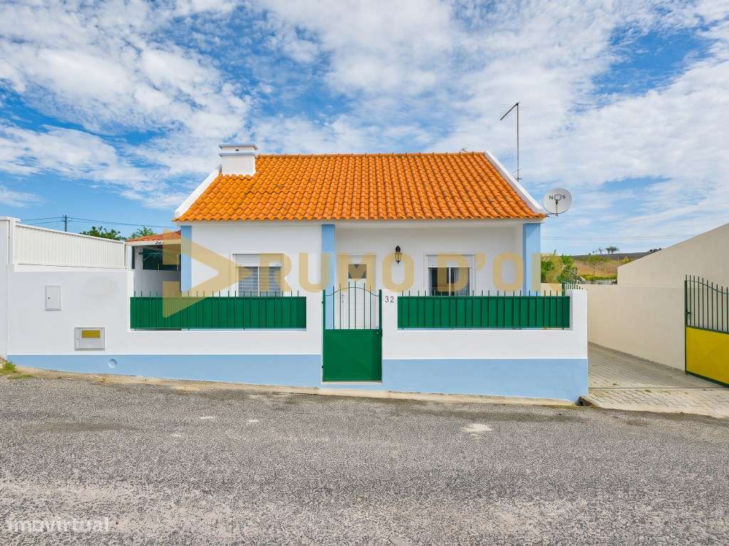 Moradia T2 Térrea em Carambancha, Carregado com 155 m² de Logradouro-30