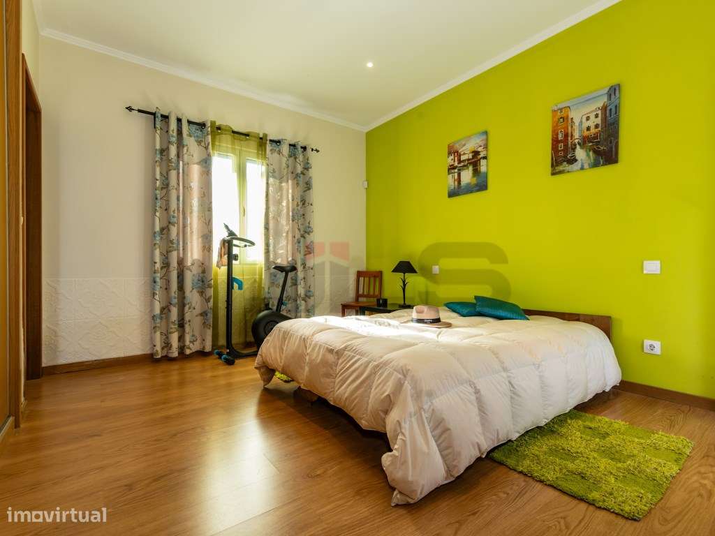 Moradia V4 Isolada com 3 Suites - São Vicente Ferreira, Ponta Delga...-21