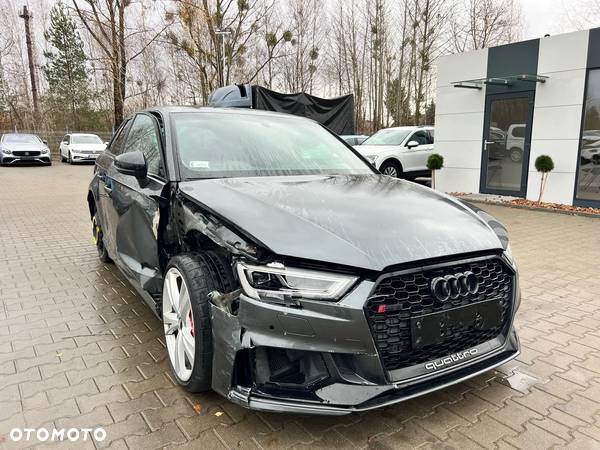 Audi RS3 2.5 TFSI Quattro S tronic - 3